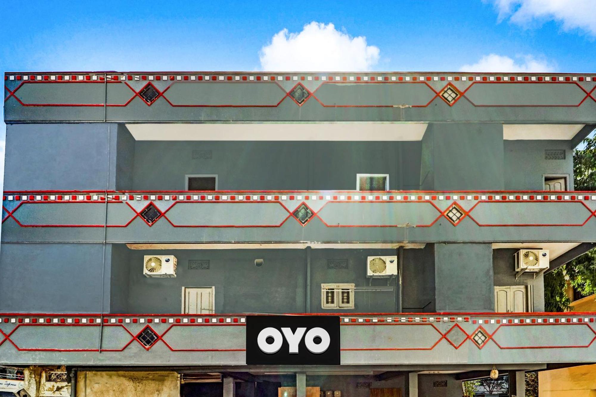 Hotel O Lavish Stay Sururnagar Exterior foto